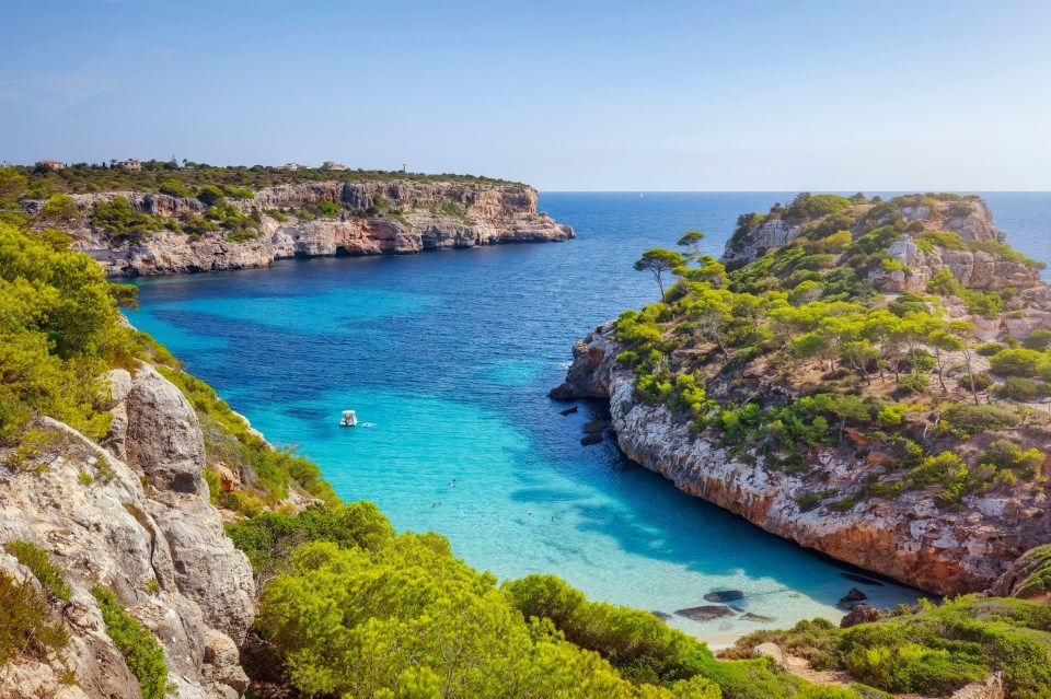 Gulet cruising turquoise waters